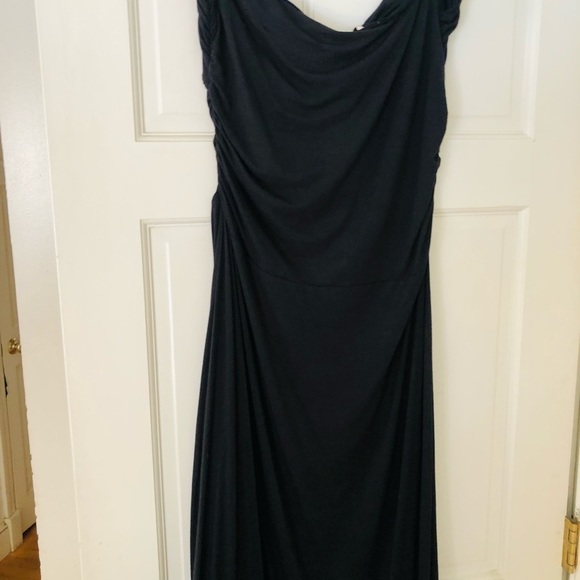 Cache size 12 black halter dress with gold details and peek a boo front - Picture 3 of 6